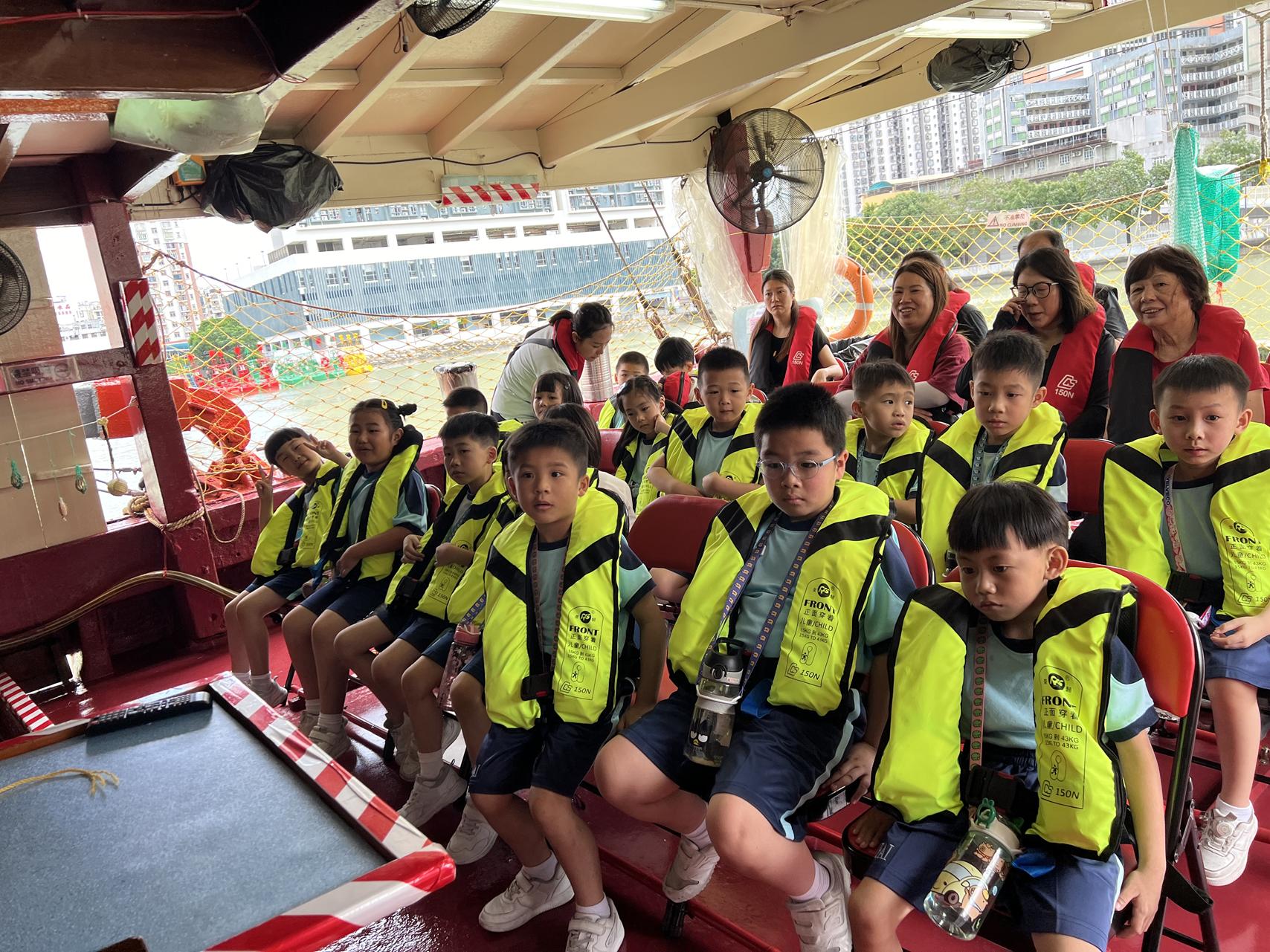 fishboat 6